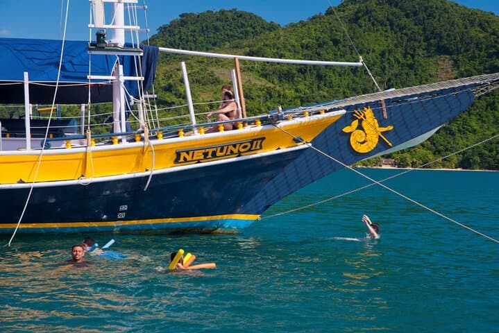 Schooner Cruise to Paraty Islands: Day Sail Through Costa Verde photo 6