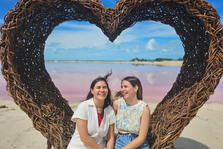 Las Coloradas Pink Lakes Hike and Río Lagartos Wildlife Boat Tour
