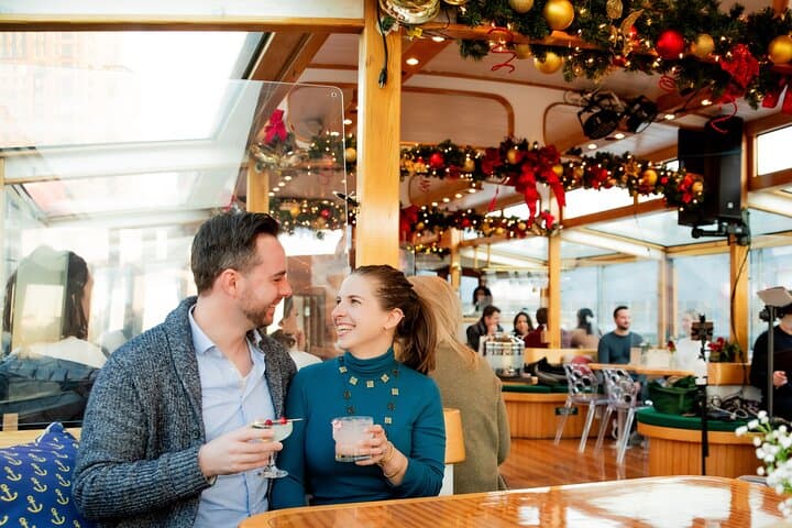 Unforgettable NYC Holiday Sunset Cruise: Capture Iconic Sights photo 2