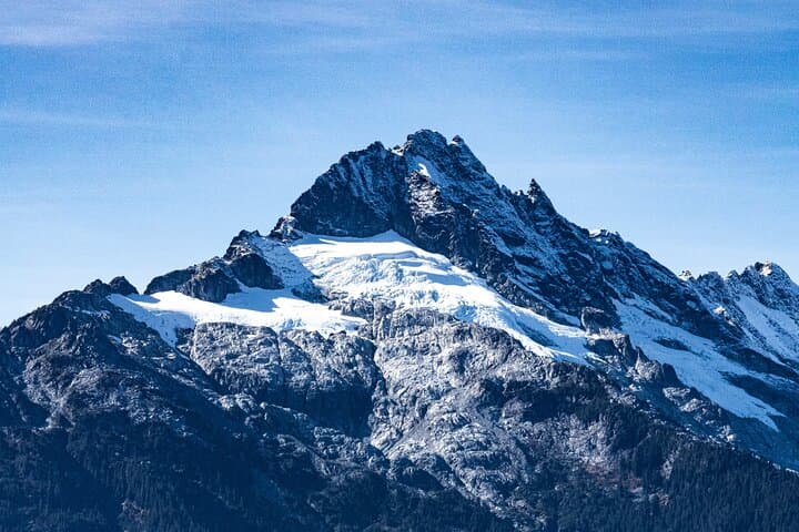 Sea-to-Sky Waterfalls to Whistler Private Tour — Waterfall Stops & Short Hikes photo 2