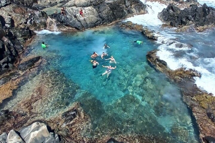 Private 4x4 to Aruba’s Natural Pool, Caves & Baby Beach