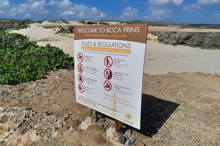 Private 4x4 to Aruba’s Natural Pool, Caves & Baby Beach photo 3