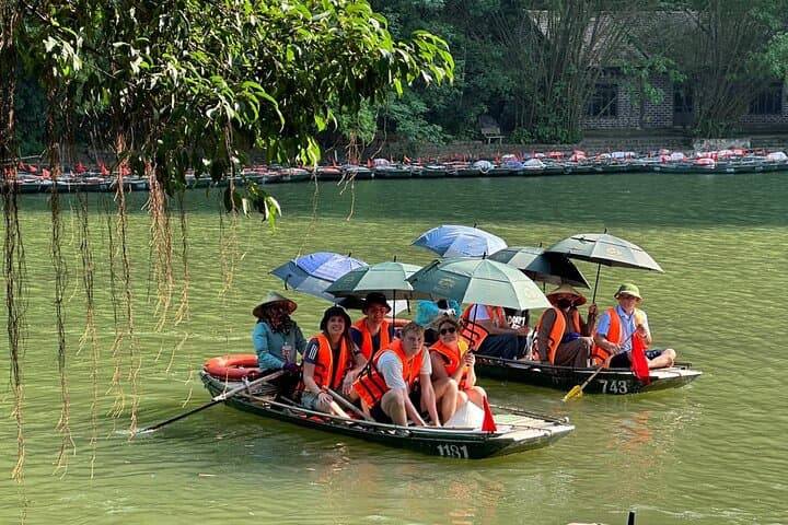 Ninh Binh Day Trip: Bai Dinh, Trang An & Hang Mua (Mua Cave)