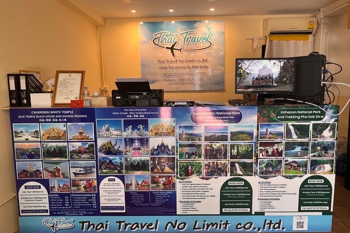 Private Chiang Mai Day Tour with Driver-Guide — Customize 4–5 Stops photo 2