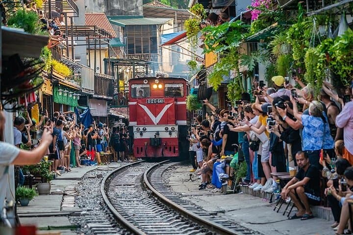 Hanoi Half-Day Private Tour: Hidden Corners, Train Street & Old Quarter photo 2