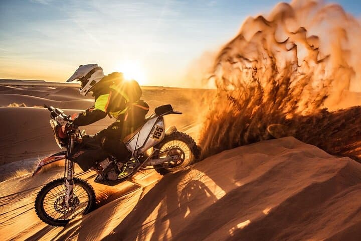 Red Desert Dirt Bike: 60-Minute Off‑Road Adventure Near Dubai