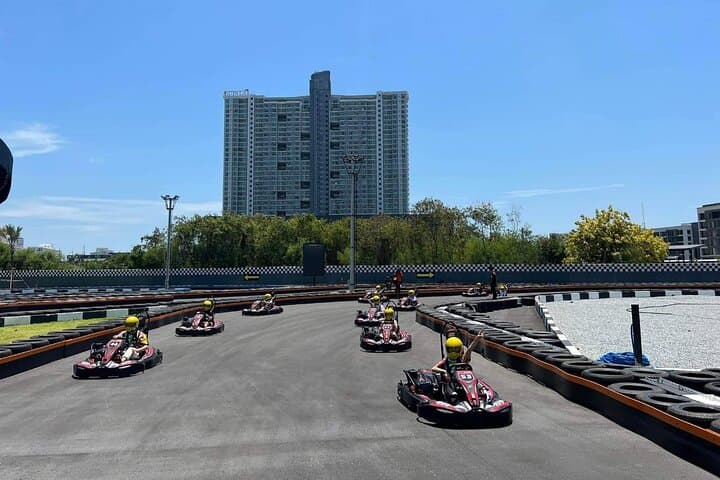 EasyKart Pattaya Go-Kart Racing: Beginner Tracks to 70 km/h Fast Karts photo 3