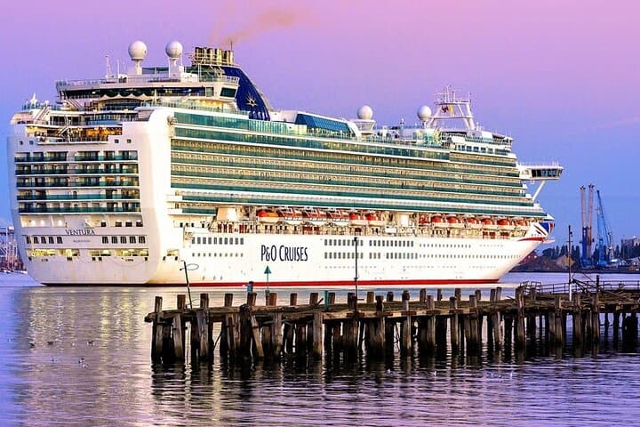 Southampton Cruise Port to Heathrow & Gatwick Private Transfers — Fast Meet-and-Greet Service photo 5