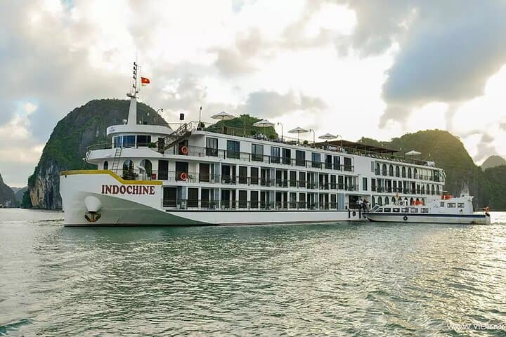 Ha Long Bay 2-Day Indochina Premium Cruise: Overnight Boat, Kayaking & Titov Island