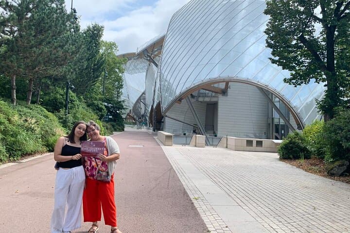VIP Louis Vuitton Foundation Walking Tour and Jardin d'Acclimatation Visit photo 4