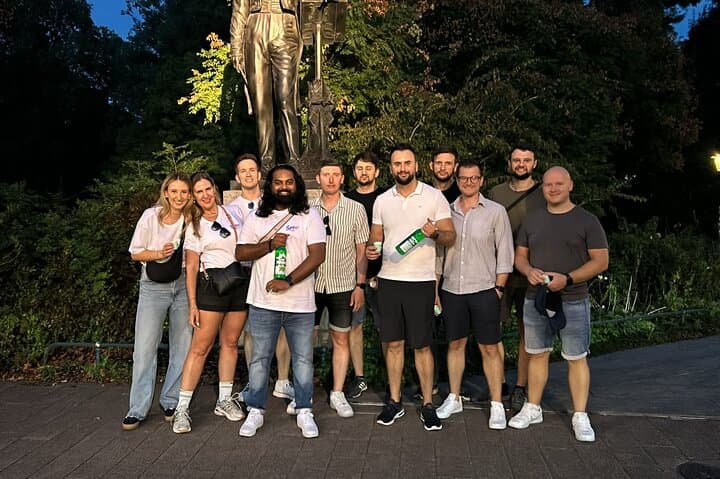 Düsseldorf Night Pub Crawl: 4-Bar Party Tour with Shots & Club Entry photo 3