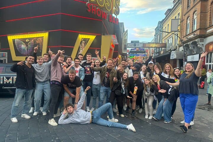Hamburg Pub Crawl: Private Bachelor(ette) Party with Shots & Club Entry photo 3