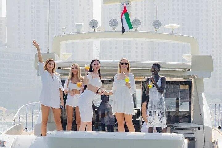 Dubai Luxury Yacht Party: Night Cruise with BBQ, DJ and Drinks photo 2