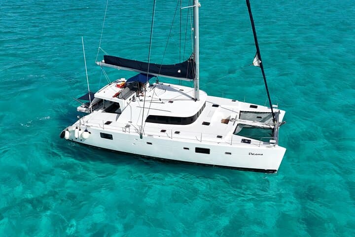 Sail Cancun to Isla Mujeres: 4‑Hour Luxury Catamaran Private Charter photo 2