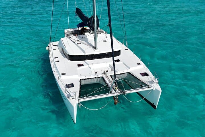 Sail Cancun to Isla Mujeres: 4‑Hour Luxury Catamaran Private Charter