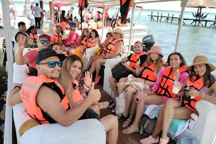 Bacalar Seven Colors Lagoon Boat Tour: Full-Day Trip with Round-Trip Transport photo 2