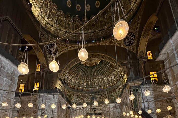 Private Full-Day Egyptian Sightseeing Tour — Pyramids, Cairo & Local Lunch photo 5