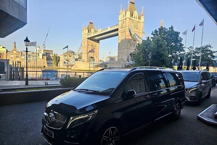 Luxury Private Chauffeur to Warner Bros. Studio Tour London — 6-Hour Harry Potter Transfer photo 2