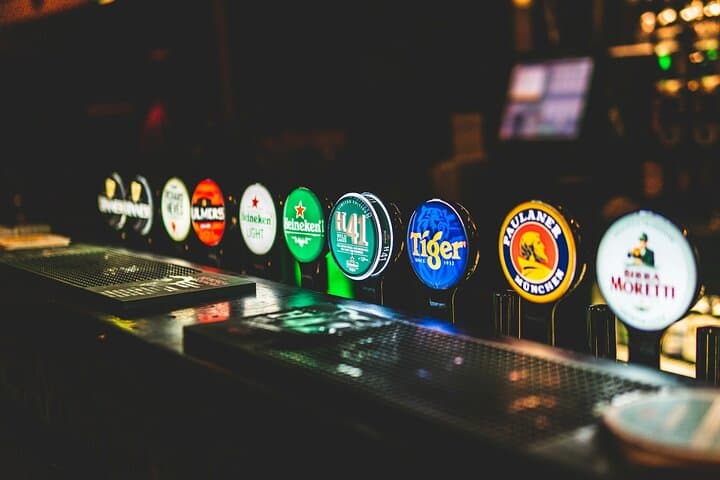 Prague Nightlife Bar Crawl: Top 3 Bars + Club Entry photo 5
