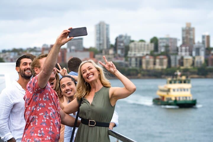 Sydney Harbour Sightseeing Cruise — 80-Min Loop from Circular Quay