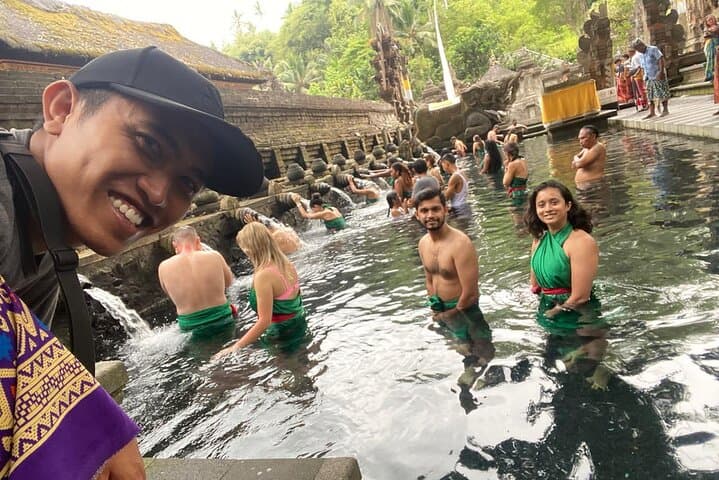 Ubud Full-Day Tour: Goa Gajah, Monkey Forest, Tegalalang & Bali Swing Experience photo 6