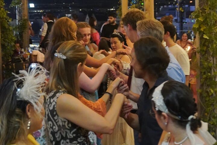 Viennese Waltz Workshop: 50-Minute Dance Master Experience in Vienna photo 3
