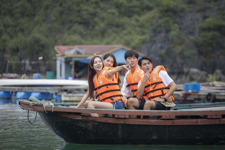 Ninh Binh to Bai Tu Long Bay: 2-Day Tam Coc, Mua Cave & Bai Tu Long Cruise