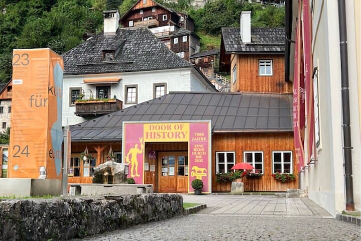Hallstatt Self-Guided Scavenger Hunt — Interactive Old Town Walking Tour photo 5