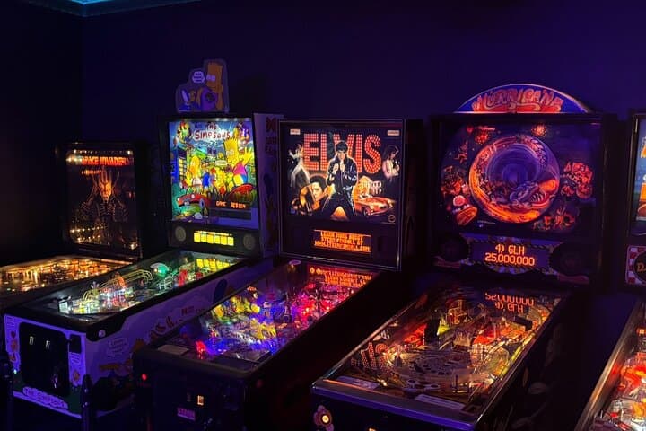Private Retro Arcade Rental in Kailua-Kona: Pinball, DDR & Family-Friendly Fun photo 3