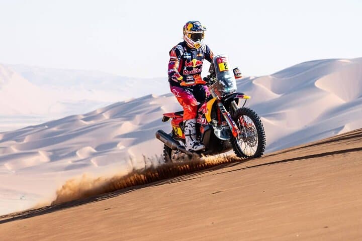 Red Desert Dirt Bike: 60-Minute Off‑Road Adventure Near Dubai photo 6