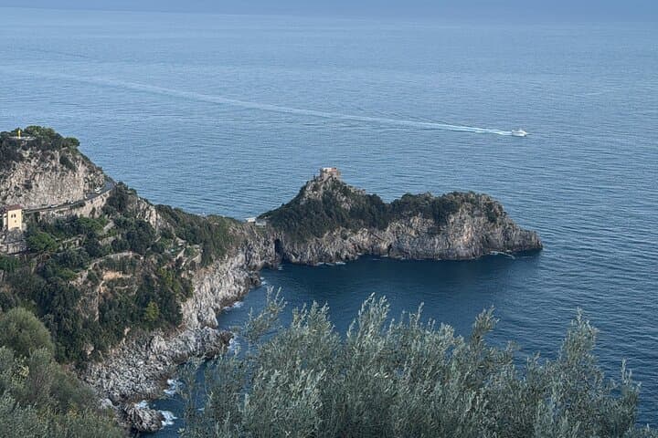 Amalfi Coast Sunset Drive and Seaside Dinner: Positano, Ravello & Conca dei Marini photo 5