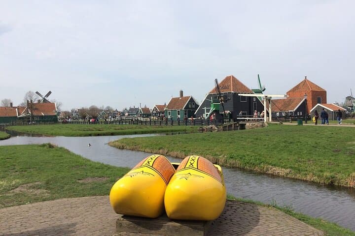 Zaanse Schans, Volendam & Monnickendam Day Trip: Windmills, Clogs and Cheese from Amsterdam photo 4