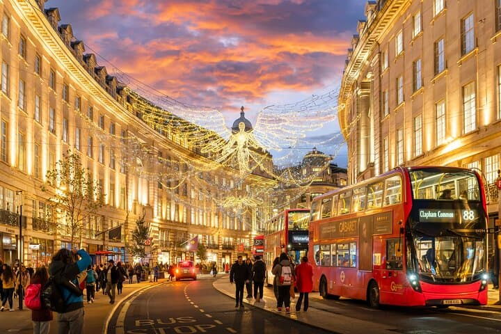 Custom Chauffeured London Sightseeing Tour in a Mercedes photo 2
