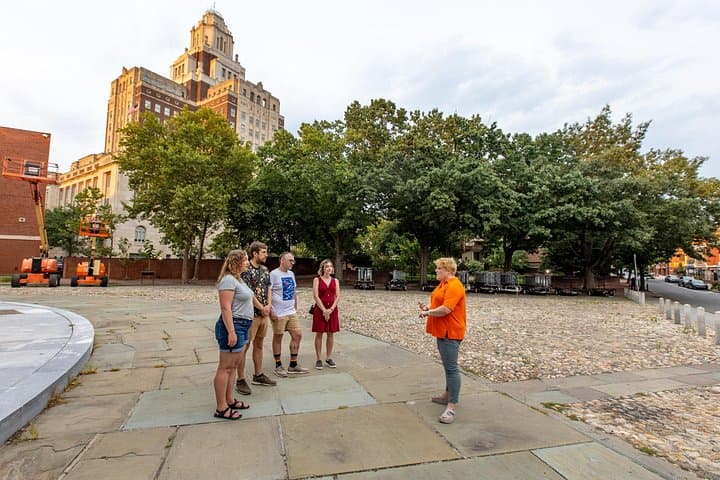 Ghosts of Philly: Nighttime Haunted History Tour of Old City photo 3
