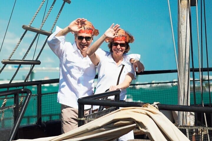 Miami Pirate Boat Tour: Skyline & Millionaire's Homes Biscayne Bay Sightseeing photo 2