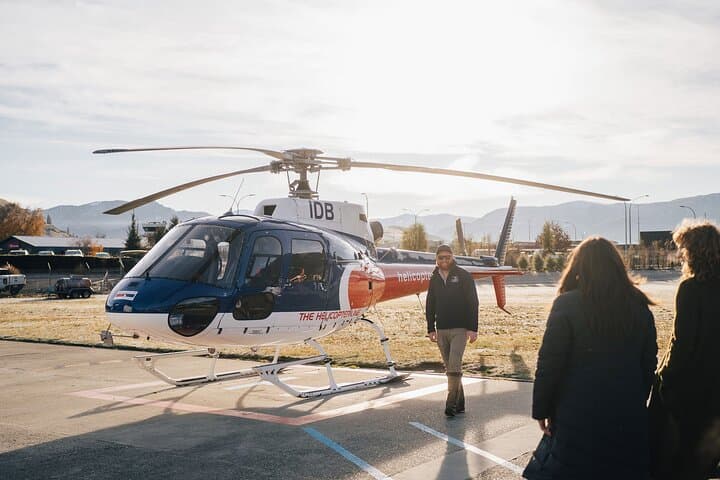 Queenstown Helicopter Flight with Alpine Landing — Pilot's Choice Scenic Tour