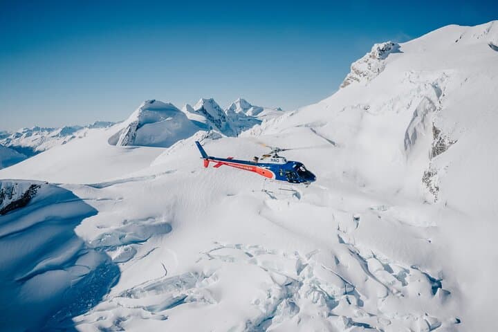 Queenstown Southern Glacier Helicopter Flight — 50-Minute Snow Landing