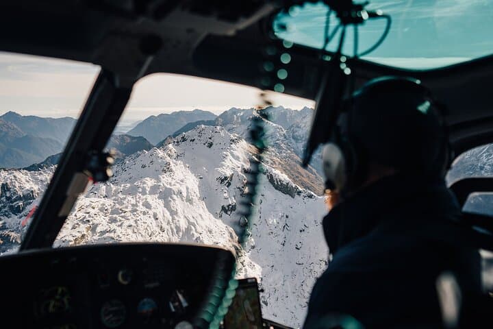 Milford Sound Helicopter Tour from Queenstown with Two Alpine Landings photo 4