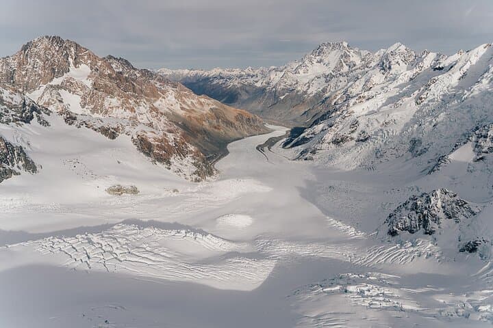 Mount Cook Scenic 35-Minute Helicopter Flight — Alpine Landing Over Aoraki photo 2