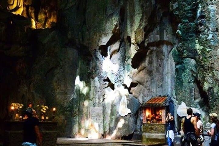Marble Mountains & Monkey Mountain Day Tour — Caves, Pagodas, Coastal Views photo 5
