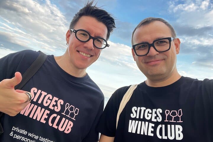 Private Artisanal Winery Visit & Wine Tasting from Sitges