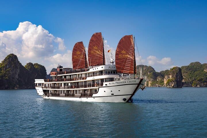 Two-Day Ha Long Bay Luxury Cruise on Alisa: Kayak, Caves & Sunsets photo 2