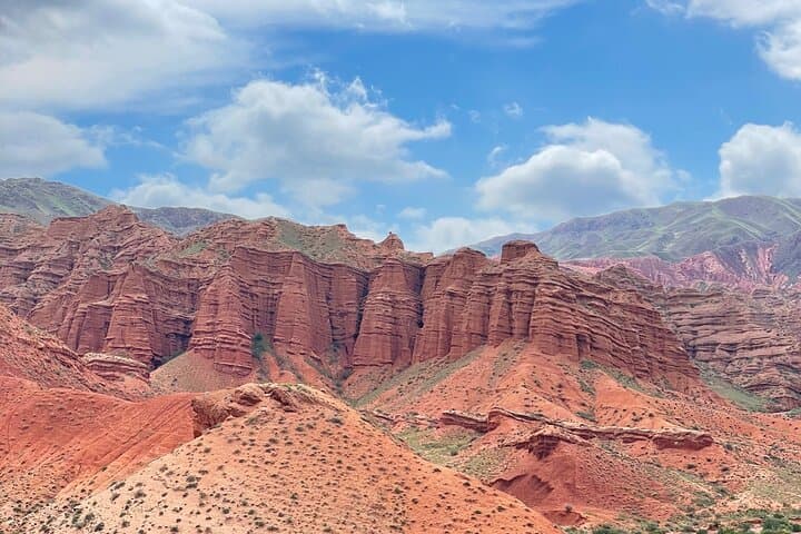 Burana Tower & Konorchek Canyons: Day Tour from Bishkek