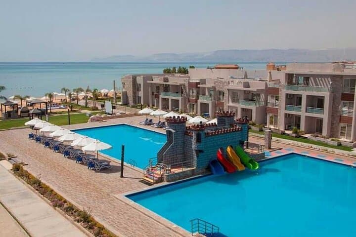 Luxury Full-Day Red Sea Escape from Cairo to Ain Sokhna photo 3