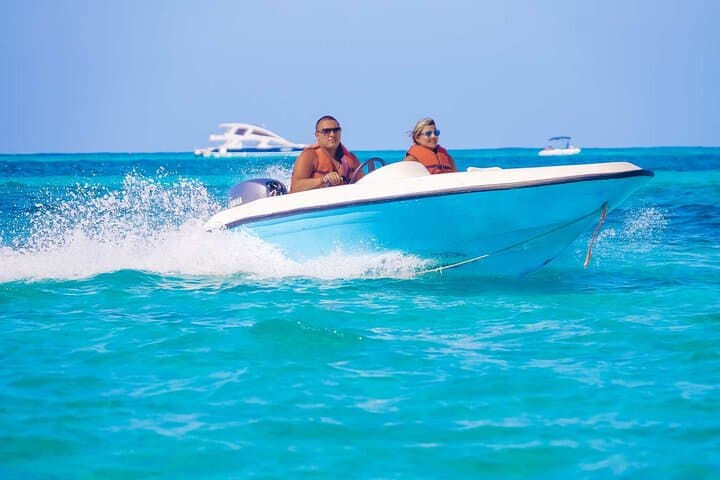 Private Speedboat Snorkeling to Bavaro Natural Pool — Punta Cana Adventure photo 3