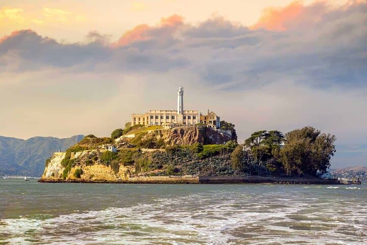 Alcatraz Island + 48-Hour Big Bus Hop-On Hop-Off: San Francisco in a Day (or Two) photo 1