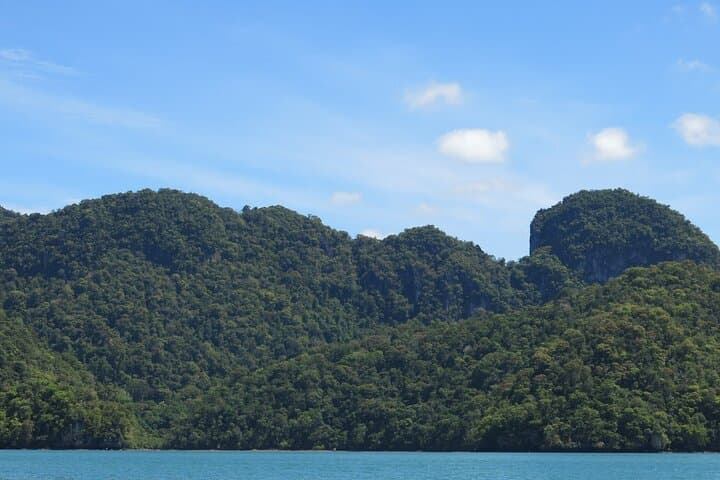 Langkawi Island Hopping: Dayang Bunting Lake, Eagle Watching & Beras Basah Beach photo 3