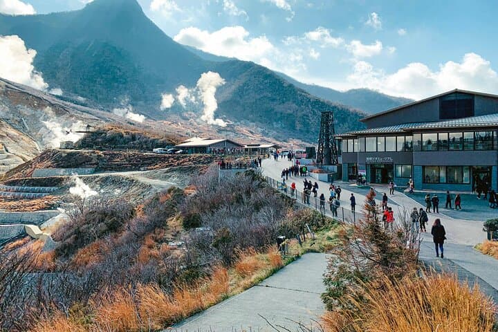 Mount Fuji & Hakone Day Trip from Tokyo — Ropeway, Owakudani, Gotemba Outlets photo 2