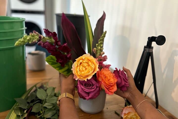Bloom and Gather Houston Floral Workshop: Hands-On Sustainable Arrangement Class photo 4
