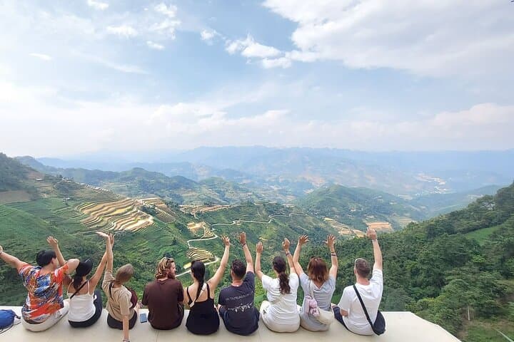 Ha Giang Motorbike Loop: 2-Day Ma Pi Lèng & Dong Van Adventure photo 2